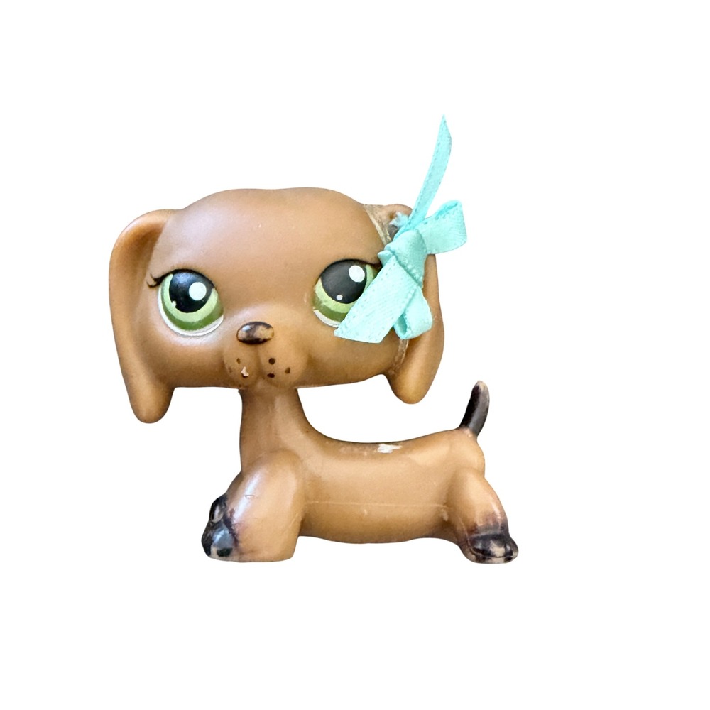 Hasbro Littlest Pet Shop 2008 Dachshund Dog Tan Green Eyes Teal Bow